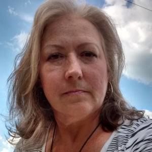 Meet your Posher, Deborah